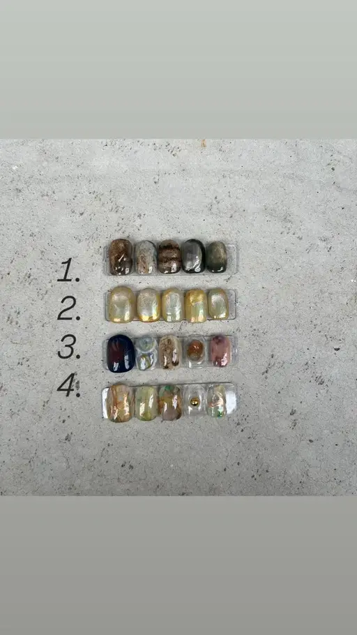 select design A ※予約時にご希望の番号を送ってください