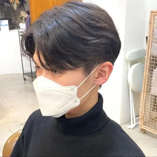 カット+メンズパーマ(センターパート、ニュアンスパーマ、韓国パーマ、カルマパーマ、フェザーパーマ)«¥8,800»🔥