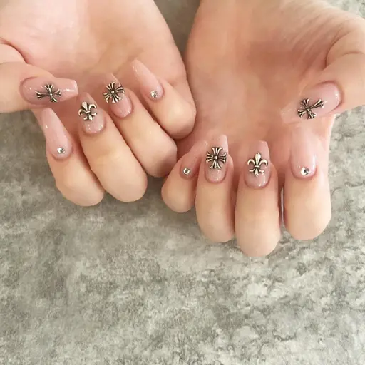 有料パーツ2つまで💓チップ長さだし10本アート🎀(オフ込)