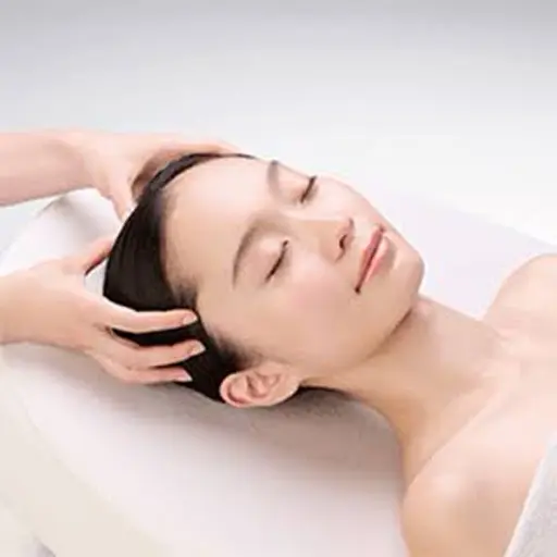 12月限定！ご来店特典ヘッドマッサージオプション🎁※特典のみのご予約不可。その他エステメニューお選びください。