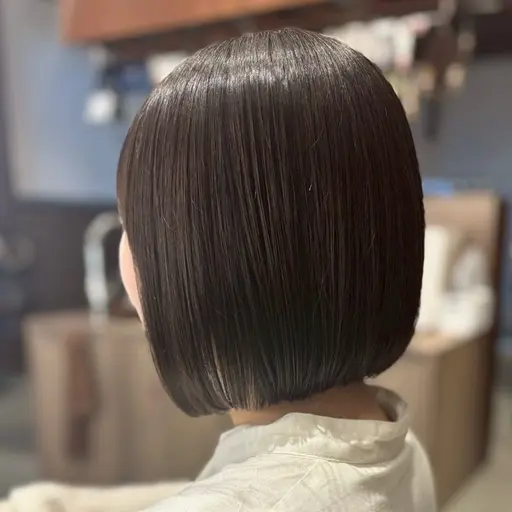 【平日限定🌸1名様のみ】透明感たっぷりの艶カラー＋似合わせカット＋マスクトリートメント✨