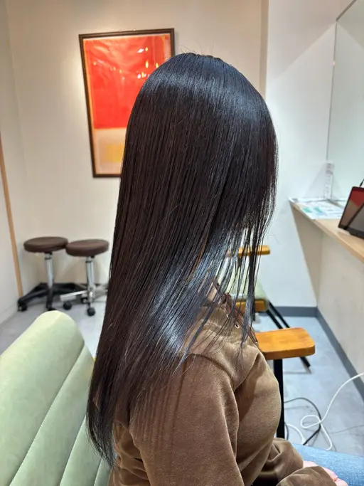 ツヤツヤ✨サラサラ✨️縮毛矯正💆🏻‍♀️（酸性ストレートの場合はプラス2000円でご案内可能です！