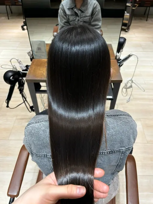 【11月限定🍁🍂】髪のダメージが気になる方は是非コチラ✨️艶髪ワンカラー➕毛髪内部補修トリートメント