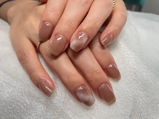 Jr.ネイリスト ✨持ち込みデザイン✨アート2～4本迄✨ソフトジェルオフ込み（２日前に画像を送ってください)
