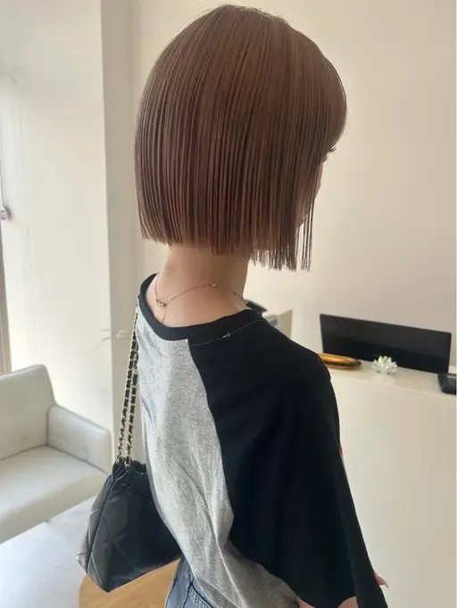 【ぱつっとラインがかわいい♡♡】ボブカット＋Aujuaトリートメント付き✨️♪♪