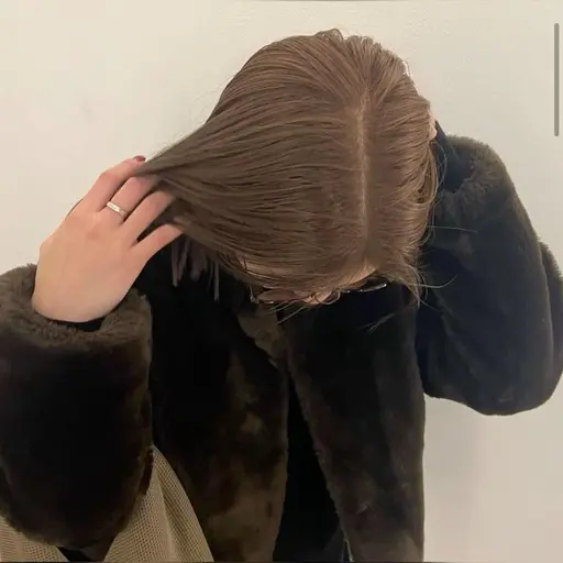 ブリーチ(シャンプー、ブロー込み)