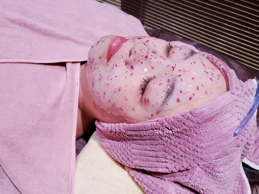 年末限定セール🙆トーンアップくすみ改善水素フェイシャル✨大人気ハイドロジェリーマスク付き🌼60分