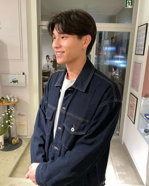 （メンズ限定）カットモデルU25（火水木土日祝） 9時半or18時~（月金）11時半or19時~⚠️2日前までの予約のみ