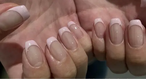🌻ハンド🌻【期間限定🍎】オフ込みフレンチネイル💅🩵