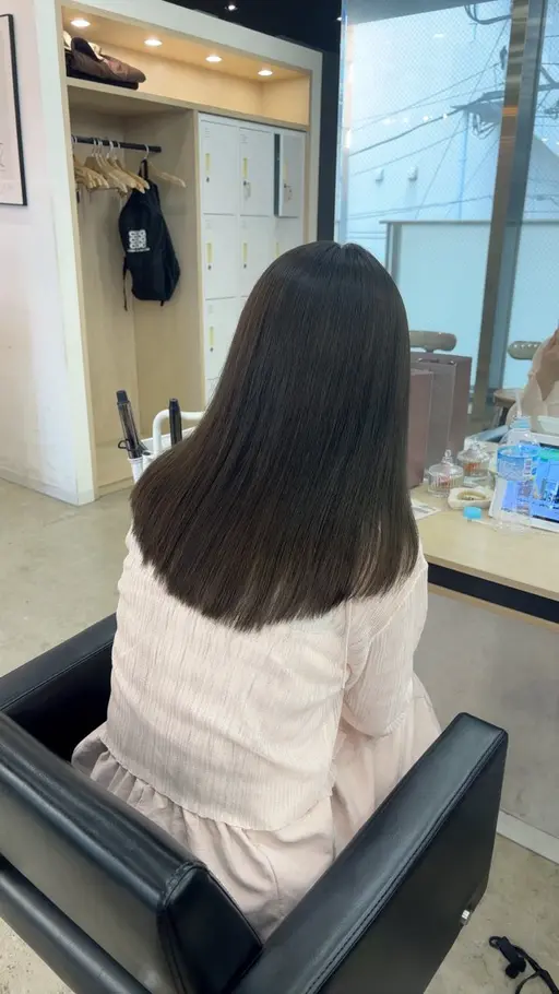 🕊️ケアカラー🕊️カット+イルミナカラー+超音波トリートメント✨️ ※土日祝¥1,100