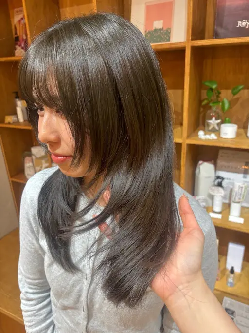 🤍大人気🤍【✨️艶カラー ➕ カット➕トリートメント✨️】