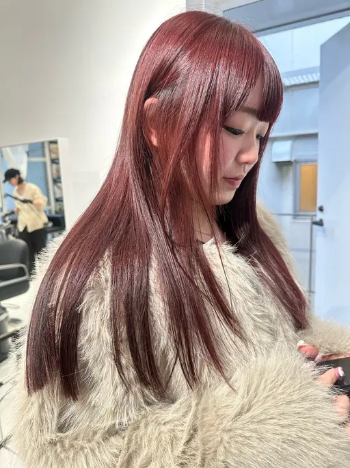 《平日限定》艶カラー＋カット＋ケアトリートメント🫧ྀི🎀
