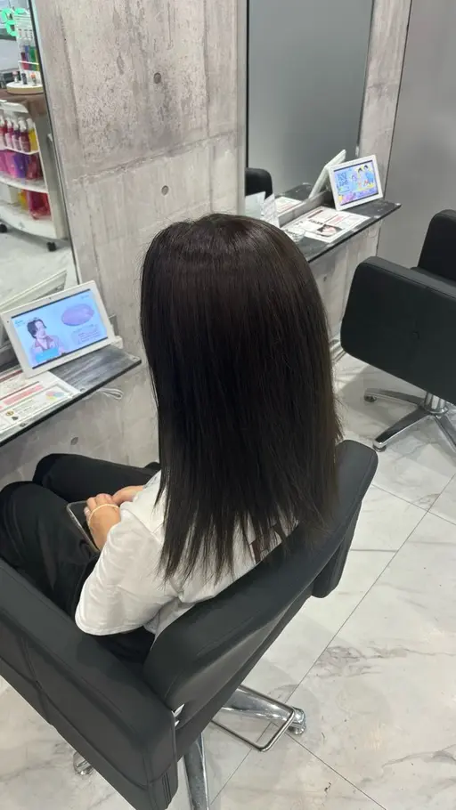 【赤みOFF】ナチュラル透け感カラー＋外部補修トリートメント🩵