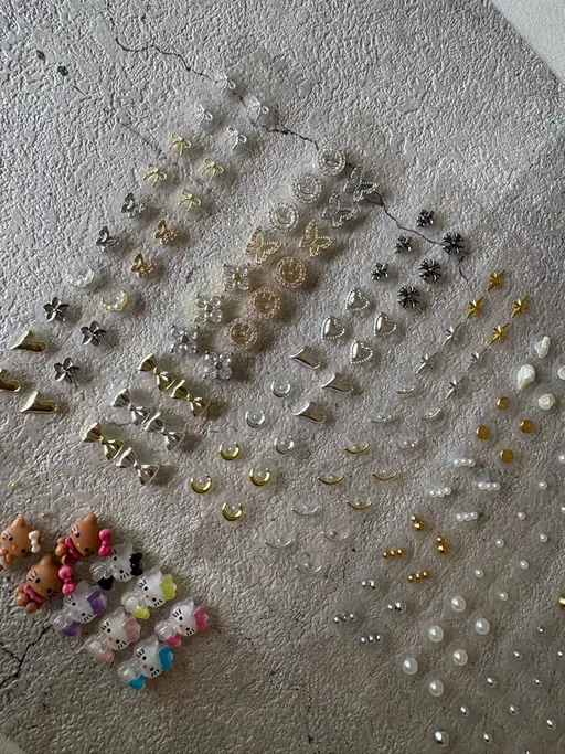 耳つぼジュエリー✨️💎