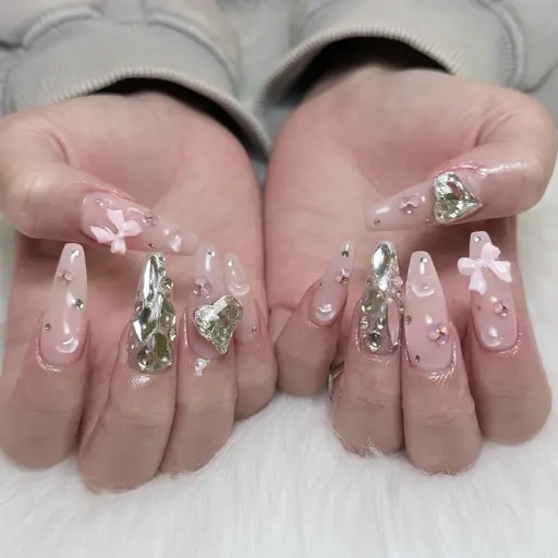 💠💅10本長さだし 【プロのネイリストによるモデル価格】✨持ち込みデザイン可能/パーツつけ放題/ジェルオフ無料