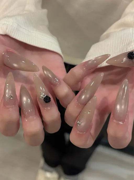 【人気No.1❕】長さ出し10本ワンカラー(マグネット,フラッシュ,ラメ)➕2個パーツ無料🎅🏻🎀