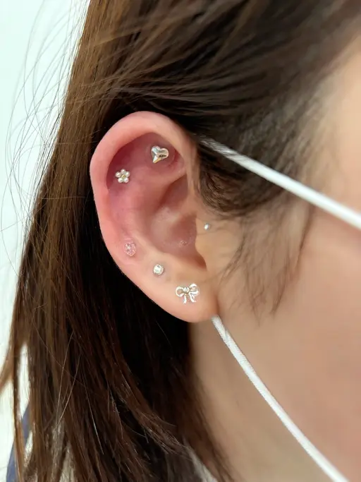 まつげパーマ×耳ツボジュエリー