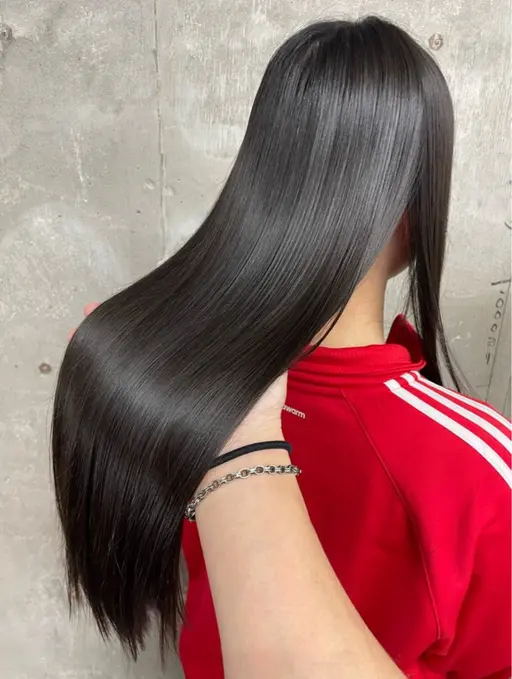 🐬8.9月限定価格🐬【酸性ストレート（髪質改善）+全体ケアカラー+トリートメント】ブリーチ毛OK✨