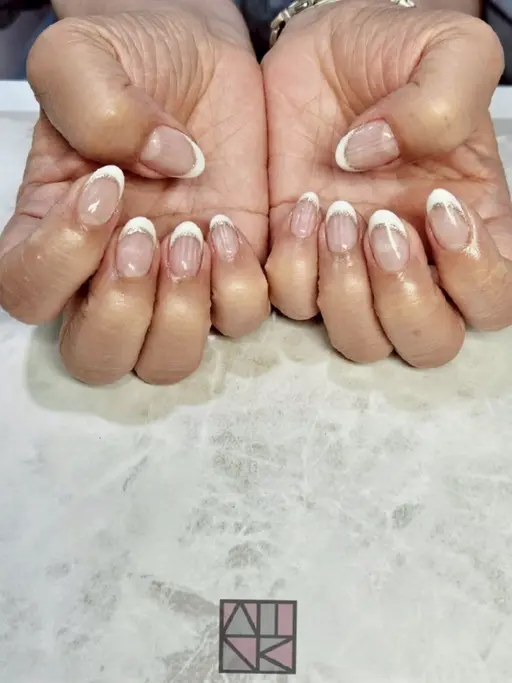 初回限定！💠オフ無フレンチネイル