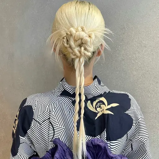 【浴衣ヘアアレンジ👘 ♡】学生限定U24 ミニモ学割