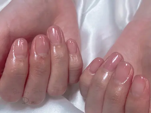 スタンダードネイルケア【お爪の形成→ウォーターケア→クリアのマニキュア→ネイルオイル仕上げ】