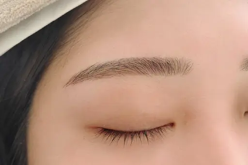 平日限定🍀眉カット✂(WAX脱毛無し！間引きも可能)