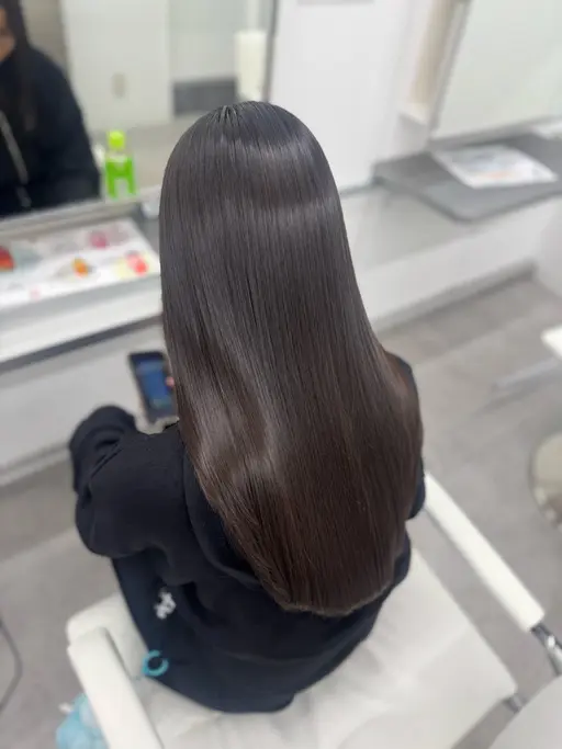 【11月下旬限定‼️】✨大人気✨カット+髪質改善縮毛矯正