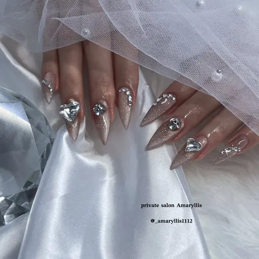 ロングデザイン💅長さ出し・パーツ込み✨️（オフ無料）