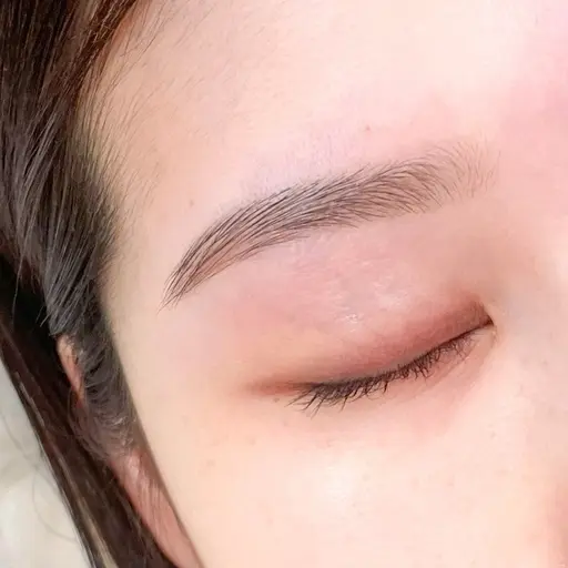 【minimo限定】眉スタイリングモデル