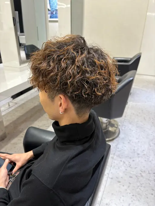 メンズカット➕ツイストorスパイラルパーマ➕眉カット