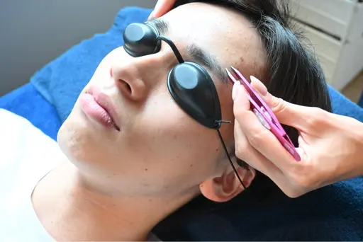 【第一印象が変わる】眉毛スタイリング