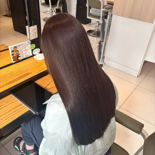 【1番人気☝🏻️🌟】カット＋艶カラー＋𝐀𝐮𝐣𝐮𝐚トリートメント❤︎
