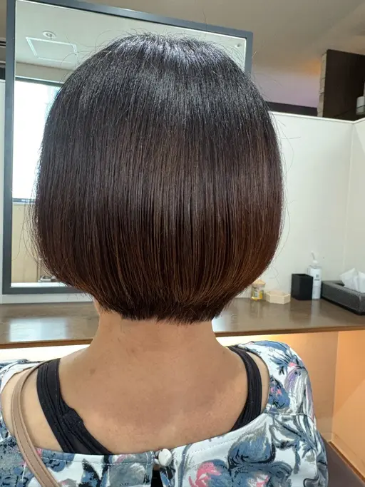 カットモデル募集してます。女性の方限定、肩上で切らせて頂ける方