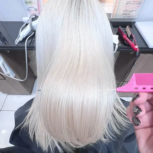 🎄12月限定🎄カット+髪質改善ケアブリーチ+美髪カラー+トリートメント