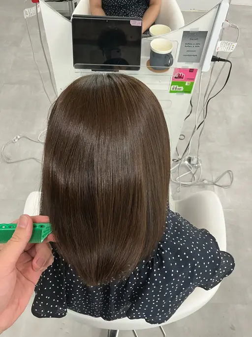 【当店限定】メンテナンスカット+天使の輪が出来るオリジナル弱酸性トリートメント