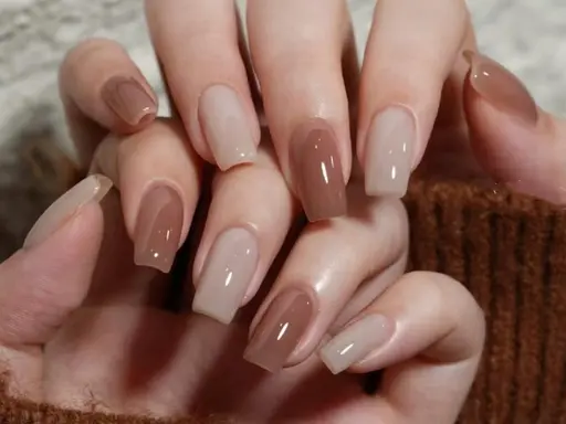 【モデル】ワンカラー/ラメグラテーション (色2個まで)【サロン予約状況次第、時間調整あり】