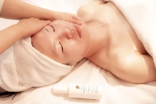 organicフェイシャルフルコース♡6０分+小顔バンテージプレゼント