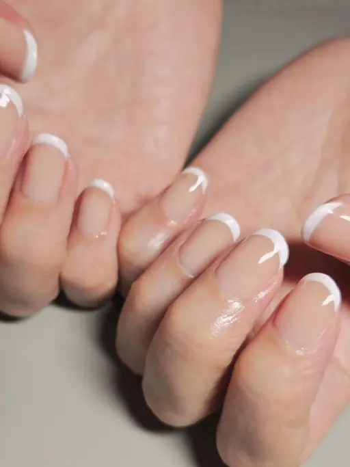 オフあり　フレンチ(色指定)(ベース:クリア　フレンチ:ホワイト)