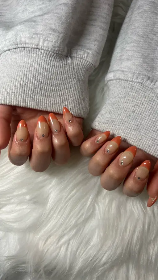 【他店オフ込】handフレンチネイル（ベースカラーあり）　¥1900