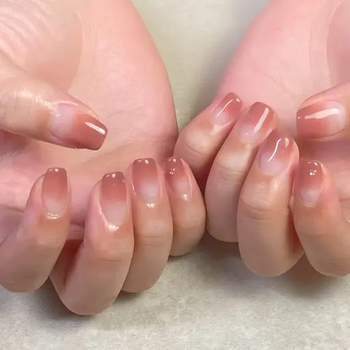 【期間限定!デビュー直前Jr.ネイリストモデル募集】オフ有りOK★カラグラ💅