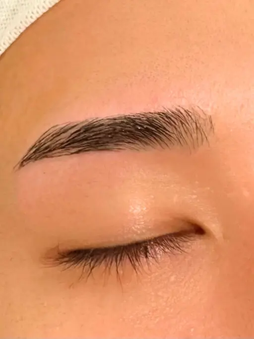 メンズ眉毛アイブロウ WAXスタイリング+保湿ケア[メンズアイブロウ/眉毛アイブロウ/眉サロン/眉毛サロン/眉毛カット]