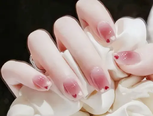 “口コミ不可” 《HAND》ぽわっと艶感チークネイル