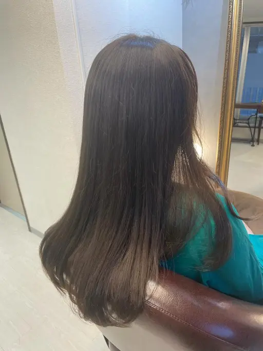 カラーカット（イルミナカラー）👱‍♀️日本人特有のオレンジを抑えたカラーリング💇‍♀️前処理トリートメント付♡