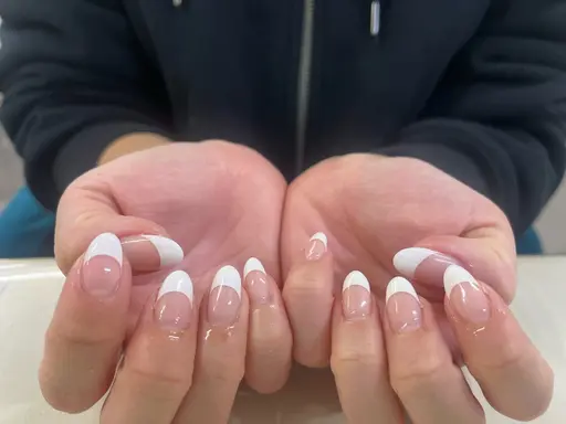オフ込み"白"フレンチ(ベースクリア)🍒