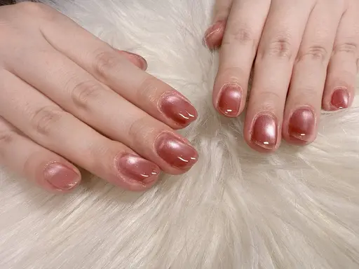 マグネットネイル💅（色変更可/初回、1ヶ月以内オフ無料）1ヶ月以上のオフ➕1100円