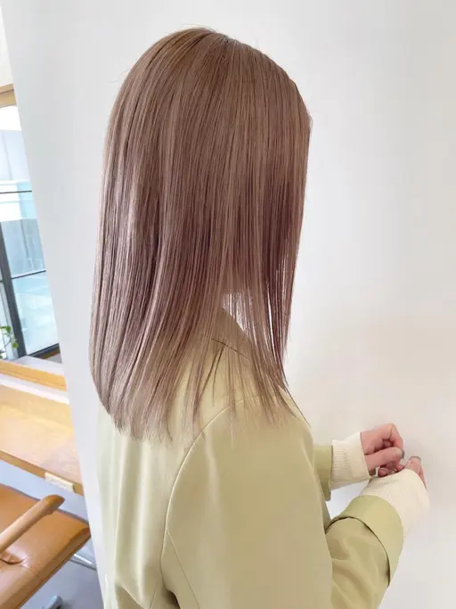 ☀️本日限定お得なメニュー☀️前髪カット＋透明感カラー＋色もちupトリートメント💫超音波アイロン付き