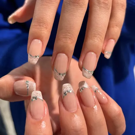 【つけ放題art90分ネイル💅🏻オフなし❌】ミニモ学割🩶（アート1​〜​4本目安 /オフ・長さ出し・パラジェル+料金）