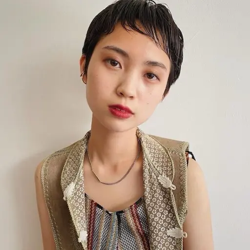 【女性限定】ベリーショート＋ダブルカラー(ブリーチ込)＋プチ髪質改善トリートメント付き✨