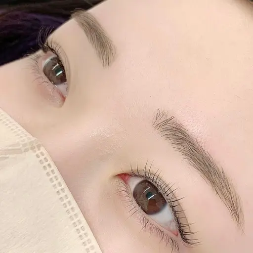 SALE💙💛【まつ毛パーマorパリジェンヌ】＋【眉ワックス・カット・メイク】＋【選べるオプション付き】（再来別料金）