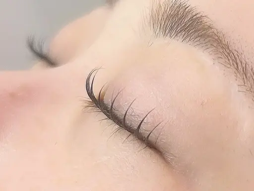 【平日限定価格！】次世代まつ毛パーマ🕊️✨お好きなデザインをお選び頂けます！コーティング付き🫧